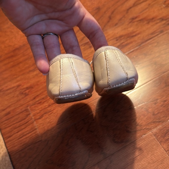 Oldsoles Little Feet That Walk the Earth ballet slippers w/ rubber sole size 23 - Picture 3 of 5